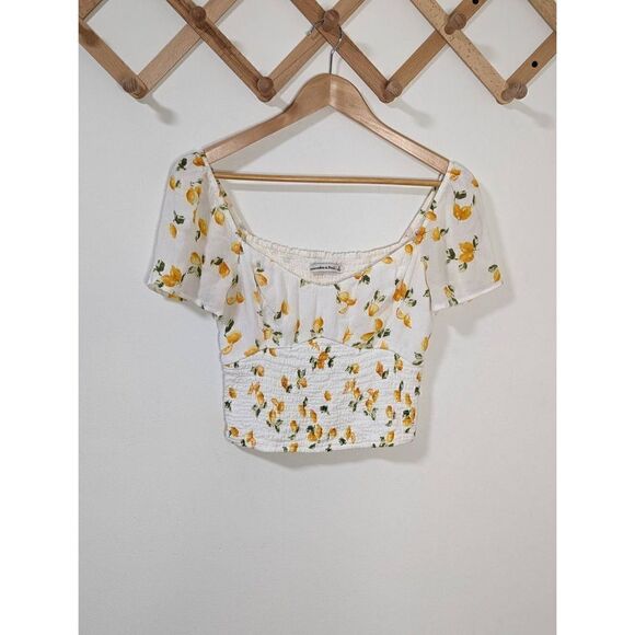 Abercrombie & Fitch White Lemon Print Smocked Waist Crop Top - Size S - Picture 1 of 6